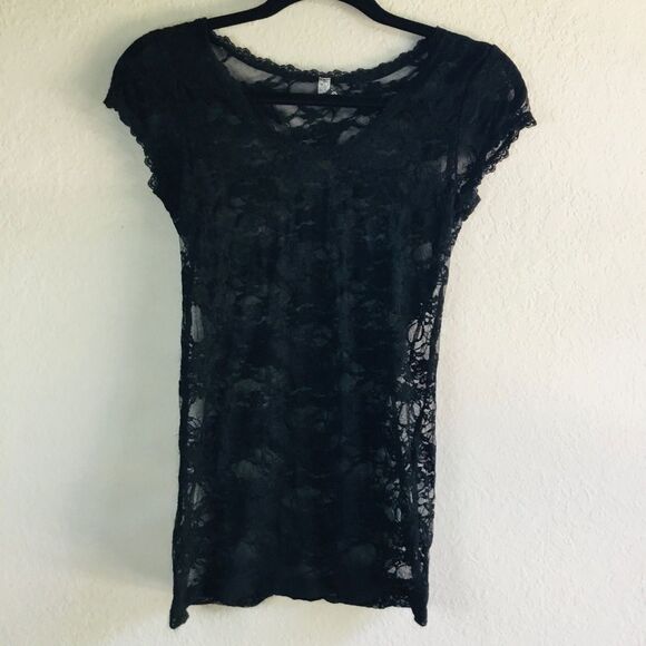 Black lace sheer short sleeve stretchy top witchy boho whimsygoth - Picture 1 of 5